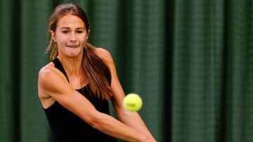 Álvarez Varona avanza; López Montagud y Marta Custic, KO