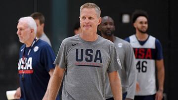 EL SEGUNDO, CALIFORNIA - AUGUST 13: Assistant coach Steve Kerr during the 2019 USA Men's National Team World Cup training camp at UCLA Health Training Center on August 13, 2019 in El Segundo, California. (Photo by Harry How/Getty Images)
PUBLICADA 15/08/19 NA MA25 4COL