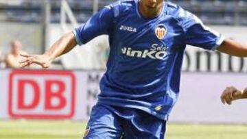 <b>COMO EN EL SALÓN DE SU CASA. </b>Jonathan Viera dejó su mejor partido desde que llegó a Valencia.