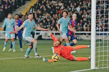 El portero esloveno hizo un partido soberbio ante el Barcelona. Ha recuperado su mejor versin.