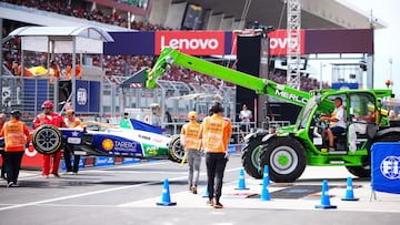 BUDAPEST, HUNGARY - AUGUST 02: Marshals remove the car of Sebastian Montoya of Colombia and PREMA Racing (9) from the track to the pitlane during the Round 10 Budapest Sprint race of the Formula 2 Championship at Hungaroring on August 02, 2025 in Budapest, Hungary. (Photo by Malcolm Griffiths - Formula 1/Formula Motorsport Limited via Getty Images)