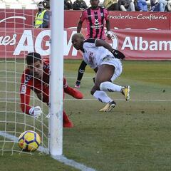 Bela: "Yo hablo en el campo"