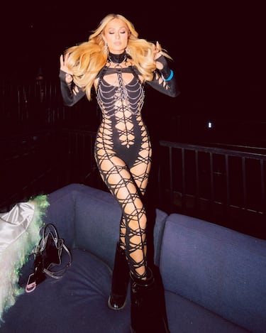 Paris Hilton durante el Festival de Música y Artes del Valle de Coachella 2025 en el Empire Polo Club el 11 de abril de 2025 en Indio, California.