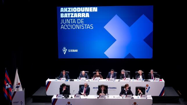 Los accionistas del Eibar aprueban pérdidas de 8,3M€ en el curso anterior