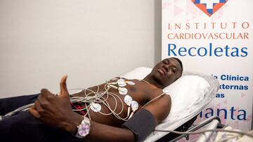 Stiven Plaza pasa reconocimiento y será presentado este martes