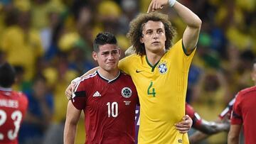 James Rodr&iacute;guez y David Luiz en el Mundial de Brasil 2014