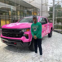 Who is Breland? The Daytona 500 national anthem singer