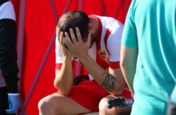 Fran Vélez se retira lesionado.