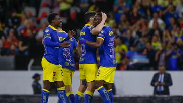    Julian Quinones celebrates his goal 1-1 of America during the 10th round match between Atlas and America as part of the Torneo Clausura 2024 Liga BBVA MX at Jalisco Stadium on March 02, 2024 in Guadalajara, Jalisco, Mexico.