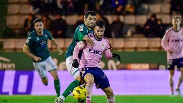 Álex López en el partido ante el Oviedo.