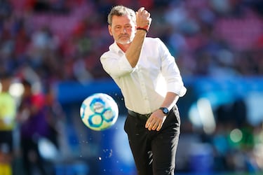 Cocca justifica la salida de Durdevic y admite que la venta del Atlas marca el rumbo deportivo