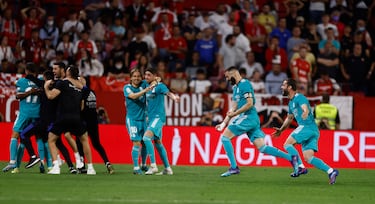 Real Madrid caress the league title after Sánchez Pizjuán win