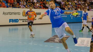El Valladolid-Barcelona servir¨¢
de homenaje a Hern¨¢ndez