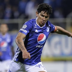 Roberto Ovelar y José Luis Chilavert pelean en redes