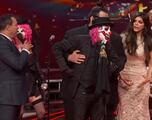 Video: El polémico momento del Kompayaso con Ana Bárbara