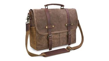 Así es uno de los bolsos para hombres top ventas de Amazon: vintage y manos libres