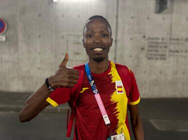 Cheptegei vuela en el tartán morado: oro y récord olímpico