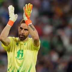 El enigmático mensaje de Claudio Bravo tras el título de Colo Colo