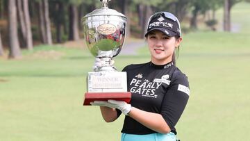 Golfista coreana, primera en conquistar un torneo tras el par&oacute;n por COVID-19.