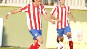 <b>BUEN GOL. </b>Filipe Luis se prepara para disparar y marcar el 0-2 del Atlético.