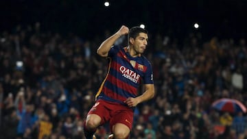 Luis Suarez jumping for joy after netting against Sporting 