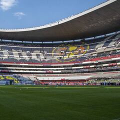 Afición de Cruz Azul se olvida del equipo en su debut en el Cl2020