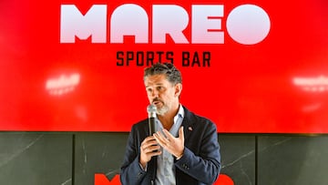 04-03-26. ALEJANDRO IRARRAGORRI, PRESIDENTE DE ORLEGI SPORTS Y DEL SPORTING, DURANTE LA INAUGURACIÓN DEL 'MAREO SPORTS BAR'.