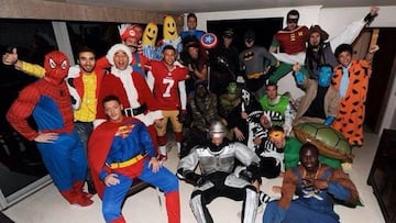 Los &quot;superh&eacute;roes&quot; del Arsenal en Halloween