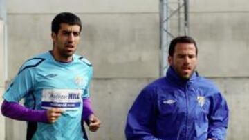 <b>SIN PARAR. </b>Juanito y Apoño, ayer en el Anexo haciendo carrera continua.