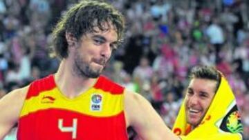 <b>MEJOR IMAGEN. </b>Pau Gasol bromea con Rudy Fernández tras la victoria de ayer ante Polonia, que supuso el pase de España a los cuartos de final del Eurobasket.