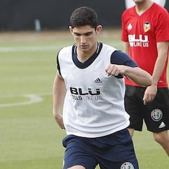 Valencia: con los deberes hechos a falta de Guedes, la guinda