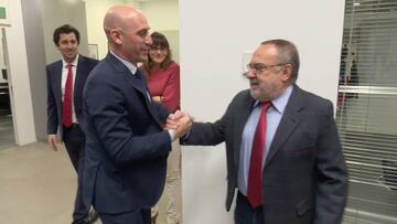 Luis Rubiales visitó la redacción del Diario AS
