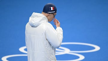 Here’s why swimmers are often be seen wearing coats ahead of competing.