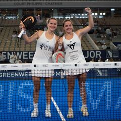 Paula Josemaría y Ari Sánchez, números uno del año con récord