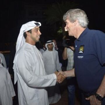 Sheik Mansour Bin Al-Nahyan con Pellegrini.