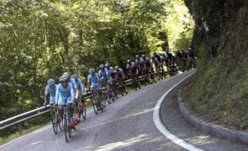El pelotón de la decimocuarta etapa de la Vuelta Ciclista a España.