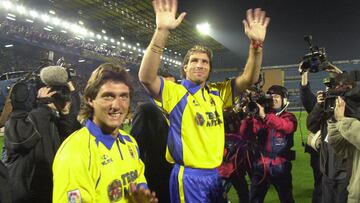 El fichaje de Palermo por el Villarreal fue todo un hito histórico para el club castellonense. Fue el primer gran fichaje mediático de Fernando Roig, que convenció a la estrella de Boca Juniors, que venía de marcarle dos goles al Madrid en la Intercontinetal, para fichar por un equipo que peleaba por no descender. Aunque no hizo del todo malos números en su primer medio año (marcó 6 goles) nunca fue lo que se esperaba de él. En 2003 recaló en el Betis, donde sólo marcó un gol, y en 2004 en el Alavés.