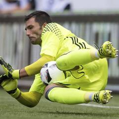 Joaquín y Adán regresan a la convocatoria de Poyet