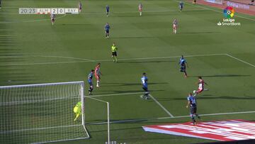 Se viene verano movido para su agente porque la 2ª se le queda pequeñísima: golazo del killer Darwin