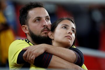 Colombia-Inglaterra (1-1), 3-4 en los penaltis. Aficionados colombianos desolados tras ser eliminados desde los 11 metros en los octavos de final.