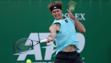 Zverev gana el pulso a Sinner y Tsitsipas supera un calvario