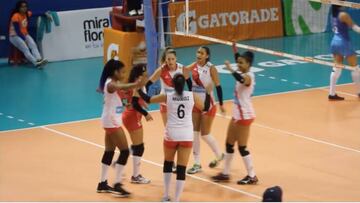 El espectacular punto de Raffaella Camet en su vuelta a la Selección