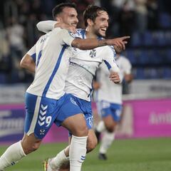 Elady y Gallego, los futbolistas con más gol del CD Tenerife