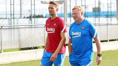 Koeman y De Jong, en el entrenamiento del Barcelona.