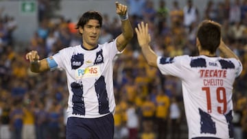 El delantero uruguayo comentó su sentir acerca del número de jugadores foráneos que hay en el fútbol mexicano.