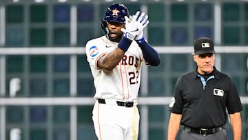 HOUSTON, TEXAS - AUGUST 29: Jason Heyward #22 of the Houston Astros celebrates hitting a two-run double in the fifth inning against the Kansas City Royals at Minute Maid Park on August 29, 2024 in Houston, Texas. Logan Riely/Getty Images/AFP (Photo by Logan Riely / GETTY IMAGES NORTH AMERICA / Getty Images via AFP)