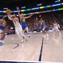 Por cosas así adoran a Ricky en Utah: la asistencia ante Curry con la que levantó al pabellón