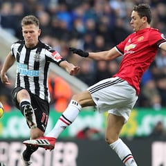 Benítez le gana la partida a Mourinho: el United, a 16 del City