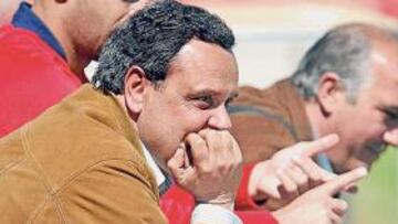 <b>JOSEP GUSÓ. </b>El máximo mandatario grana, en un partido.