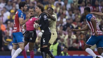 Ochoa podr&iacute;a ser suspendido seis juegos si se confirma escupitajo